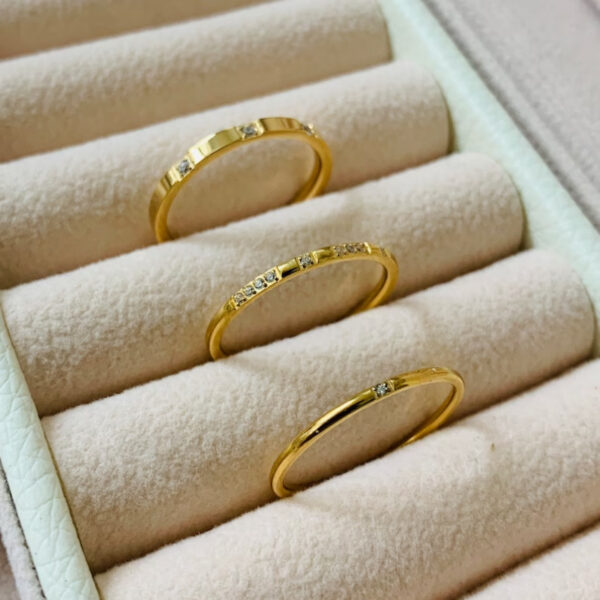 oly-41b12a3f605cea712d2279a5f83cac87 Wholesale Alloy Electroplated Geometric Ring Set Sparkling Couple Rings Fashion Jewelry Accessory Gift