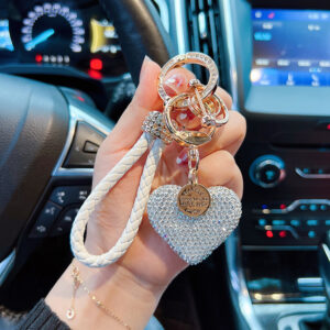 Wholesale Fashion Heart Rhinestone Keychain With Leather Strap Red Car Key Chain Decorative Gift For Women