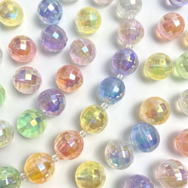 Wholesale Stylish Acrylic UV Plated Cut Globe Loose Beads for DIY Phone Straps Keychains Fashion Accessory