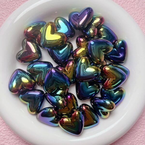 Wholesale Stylish Cream Acrylic Heart Beads UV Color Plated for DIY Phone Strap Car Hanging Jewelry Making Accessory