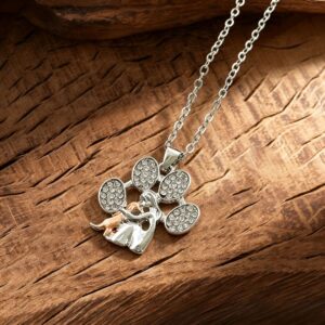 Wholesale Trendy Dog Hugging Paw Print Pendant Necklace Zinc Alloy Pet Memorial Charm Fashion Accessory Gift