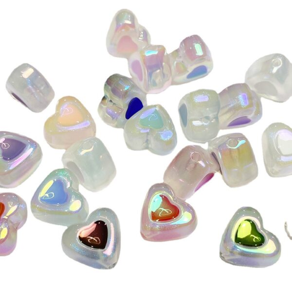 Wholesale Trendy Acrylic Heart Beads Glow in Dark Oil-Filled DIY Jewelry Making Supplies for Phone Charms and Earrings