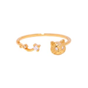Sparkling diamond cat head ring