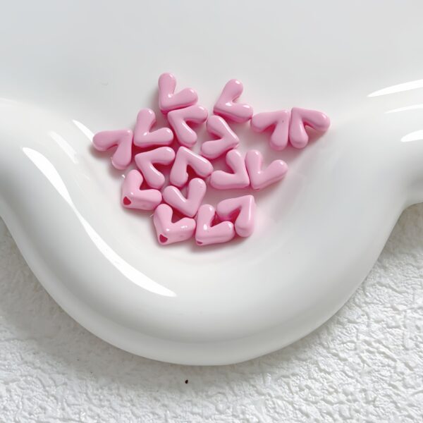 oly-4be1cdbe97ee5fbfbe9aadd76052ccb0 Wholesale Acrylic Heart Love Beads for DIY Phone Chain Cute Fashion Accessory for Jewelry Making Gift Resale