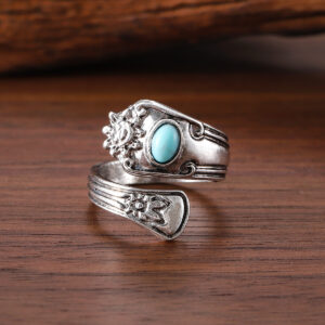 oly-4d1a254f2cde4faa447b2875448ff8cd Wholesale Antique Silver Turquoise Carved Open Adjustable Ring Boho Unisex Zinc Alloy Fashion Accessory For Everyday Wear