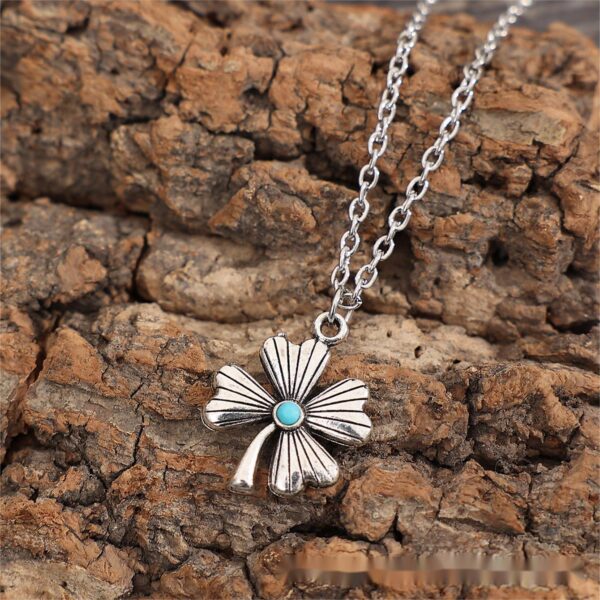 oly-4e373495399bc635b5a47b0eb1fdeb01 Wholesale Zinc Alloy Electroplated Bohemian Vintage Lucky Clover Necklace And Earring Set With Turquoise Pattern For Party Wear