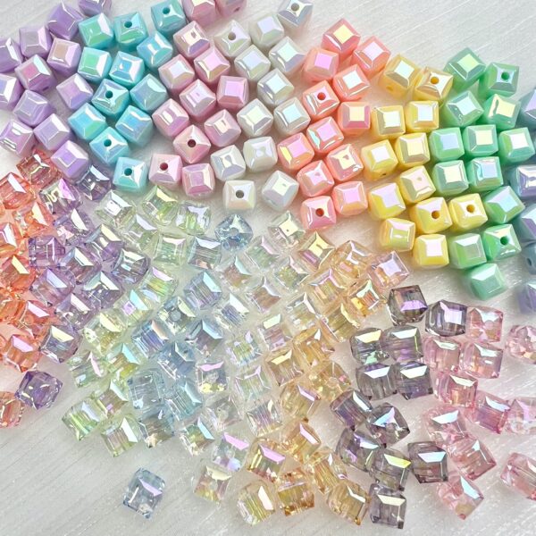 oly-4e8ef899ea655e57356bc02c04ef7cab Wholesale Stylish Prismatic Acrylic Loose Beads UV Coated High Transparency 8mm Square Beads for DIY Jewelry Bracelet Necklace Making Gift Party Craft