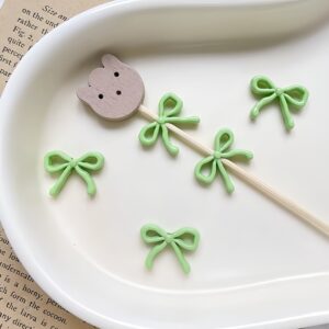 02-green / Size is about 12*16mm, hole diameter is about 2.4mm
