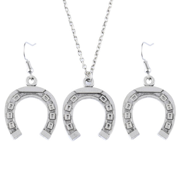 oly-51d93ef955bfa7b1e6ddc542bf39202c Wholesale Retro Horseshoe Earring And Necklace Set Zinc Alloy Electroplated Chic Boutique Jewelry Accessory