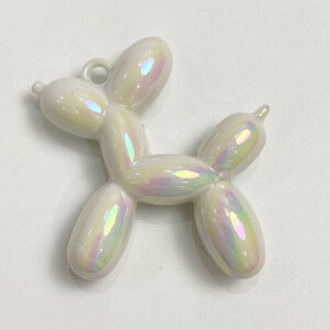 07# dazzling white / The size is about 45*46mm, the thickness is about 13mm, and the aperture is about 3.5mm (sold by unit)