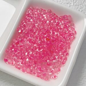 04-Pink / The size is about 4*6.5mm, the aperture is about 1.2mm