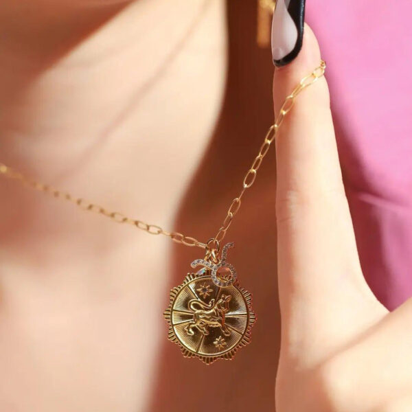 Wholesale 12 Zodiac Moon Opal Pendant Necklace For Women Casual Gift Fashion Accessory