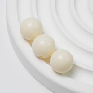 01-milky white / 6mm
