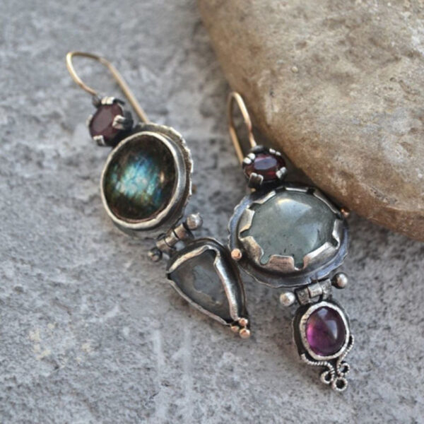 oly-55d26086c8719fff1765eeedce3083fa Wholesale Retro Asymmetrical Drop Earrings Alloy Women S Jewelry With Multicolor Stones Fashion Accessory For Boutique Resale