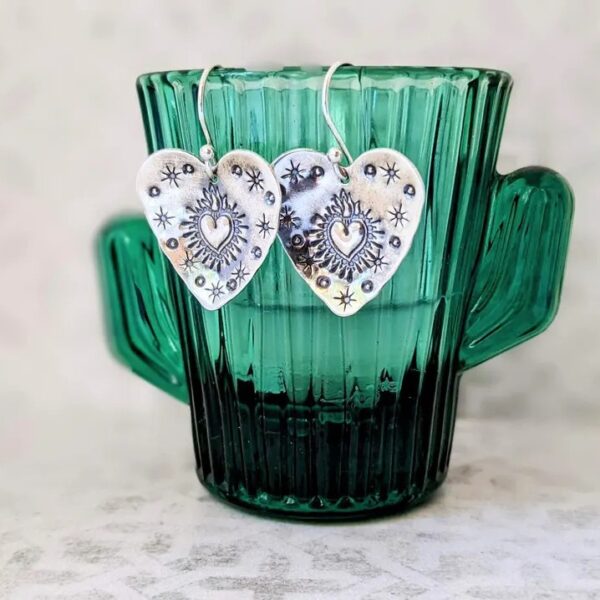 Wholesale Vintage Bohemian Heart Pendant Earrings For Women Silver Alloy Fashion Jewelry Accessory