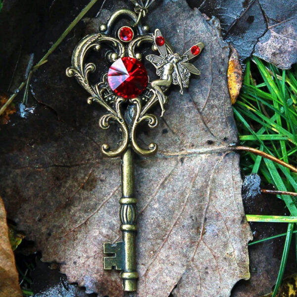 Wholesale Fashion Key Shaped Pendant Necklace Alloy Multi Layer Chain Trendy Layering Jewelry Boutique Resale Gift