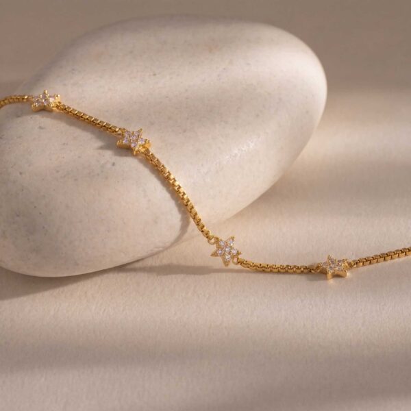 oly-585e501bf147c1abba0e4b9080907076 Wholesale Chic Stainless Steel Electroplated Water Drop Zircon Snake Bone Chain Bracelet Fashion Accessory Gift