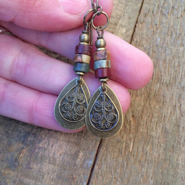 oly-5a8aa2946711113196c21fb498292033 Wholesale Copper Tone Distressed Teardrop Earrings Retro Moon Design Fashion Jewelry Accessory For Everyday Wear