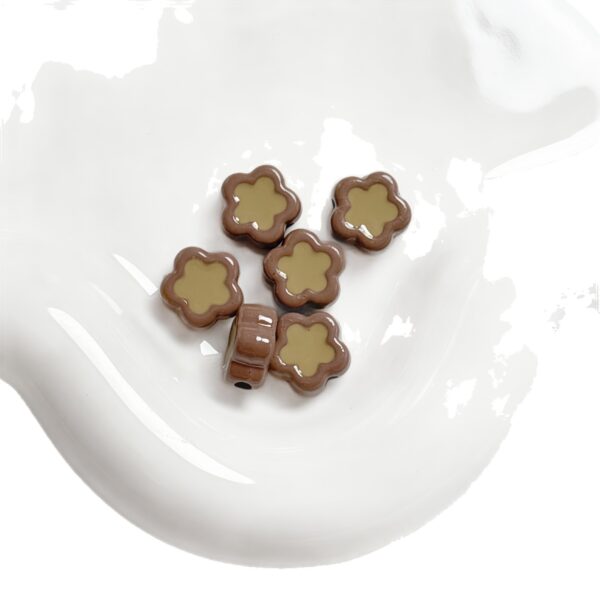oly-5d13bb3ad52048b0b69663db22a72fe4 Wholesale Cute Acrylic Flower Spacer Beads for DIY Jewelry Making Bracelet Phone Chain Fashion Accessory Gift Resale