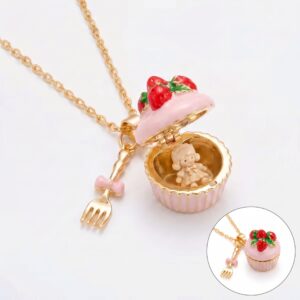 Strawberry Tart Opening Necklace