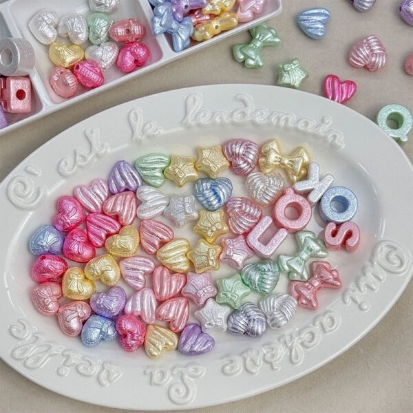 oly-60f779d992262636fd9a74de8c550464 Wholesale Stylish Acrylic Heart Star Shaped Beads DIY Phone Charm Keychain Craft Supply