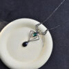 oly-61aa5a4e1a3fce6115020b1ccb95f223 Wholesale Stylish Spider Pendant Necklace Creative Emerald Insect Design Zinc Alloy Collarbone Chain Boutique Resale