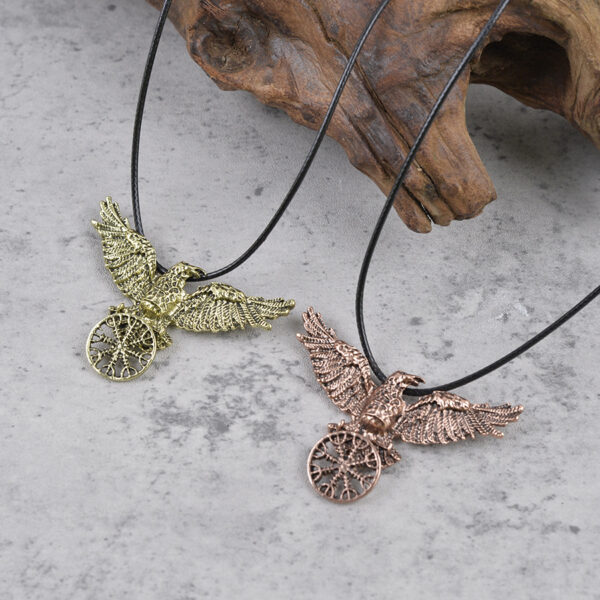oly-64a4fa5efdc216336eec89d9b5078b1c Wholesale Vintage Crow Pendant Necklace Ancient Red Zinc Alloy Fashion Jewelry Accessory