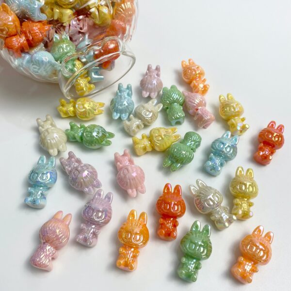 Wholesale Acrylic Loose Beads with UV Plated 3D Cartoon Design for DIY Phone Chain, Fashion Accessory for Resale
