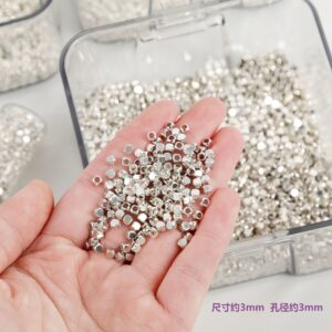 3-3mm square beads (50/bag) / Sold by package