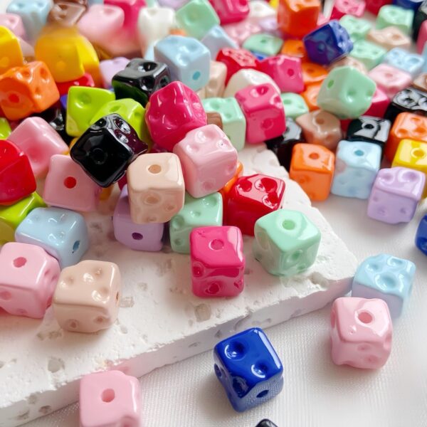 oly-66e7bc9268c79e2870b49f27ece98130 Wholesale Acrylic Baking Paint Cheese Square Beads DIY Jewelry Accessory for Phone Chain Keychain Making