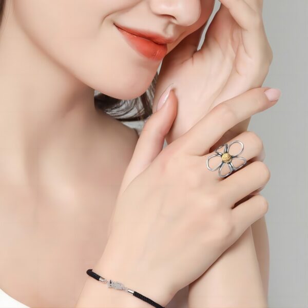 oly-6797fcb50b0cb2fd376940f5167da200 Wholesale Retro Hollow Flower Open Ring Women S Fashion Jewelry Accessory Boutique Resale Gift