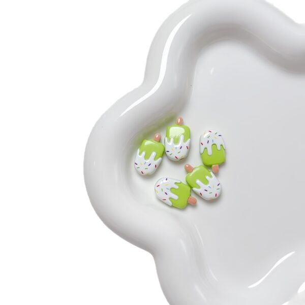 oly-67ce7385266c2e4b2b0419cc1c457632 Wholesale Cute Acrylic Light Purple Ice Cream Cone Beads for DIY Phone Chain