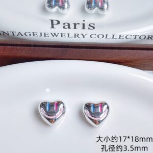 07-silver love smiley face / Sold by the piece