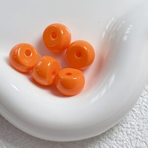01-orange / Size is about 9*12mm, hole diameter 2.5mm
