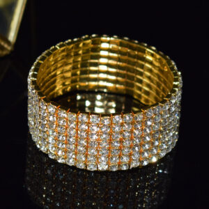 7 rows of golden White Diamond