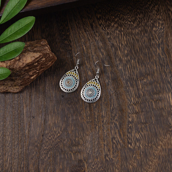 oly-6a483aba5e7e44e93dd1a8257331a1fb Wholesale Retro Bohemian Carved Hollow Pendant Earrings And Necklace Set Zinc Alloy Fashion Jewelry Accessory For Casual Wear