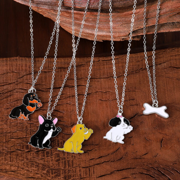 Wholesale Zinc Alloy Electroplated Bone White Cute Animal Pendant Necklace Cartoon Drop Charm Boutique Resale Jewelry Accessory