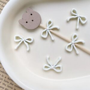 10-off-white / Size is about 12*16mm, hole diameter is about 2.4mm