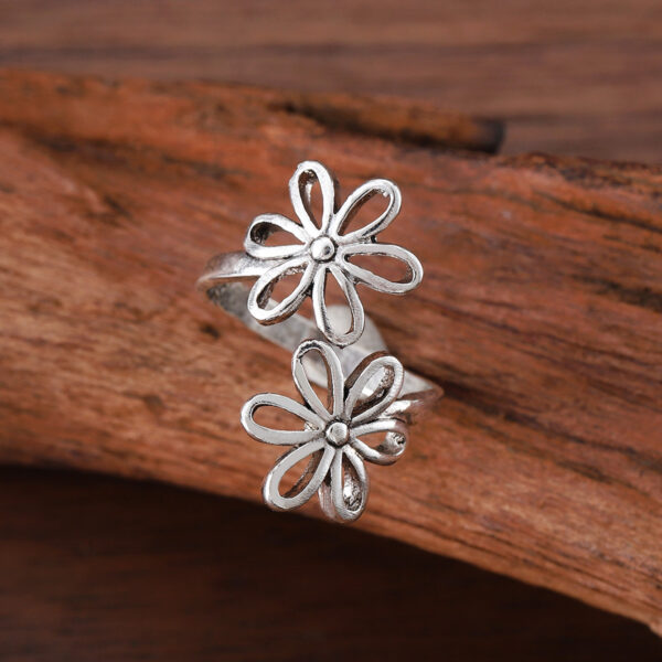 oly-721ce6f04bdf9f124a6499824f31298c Wholesale Vintage Chic Double Flower Hollow Ring Zinc Alloy Antique Silver Jewelry Accessory For Everyday Wear And Boutique Resale