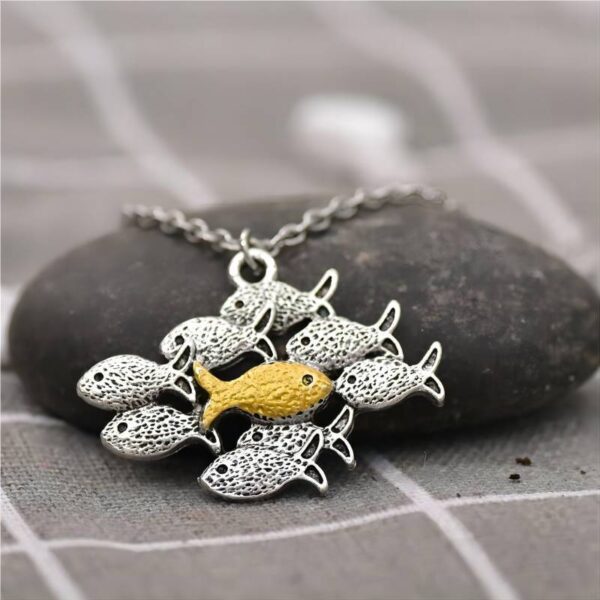 oly-72b004de88f48f973c69550627060f7d Wholesale Zinc Alloy Antique Silver Goldfish Pendant Necklace Retro Irregular Design Fashion Jewelry Gift
