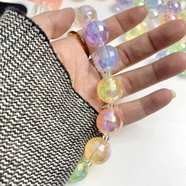 Wholesale Stylish Acrylic UV Plated Cut Globe Loose Beads for DIY Phone Straps Keychains Fashion Accessory