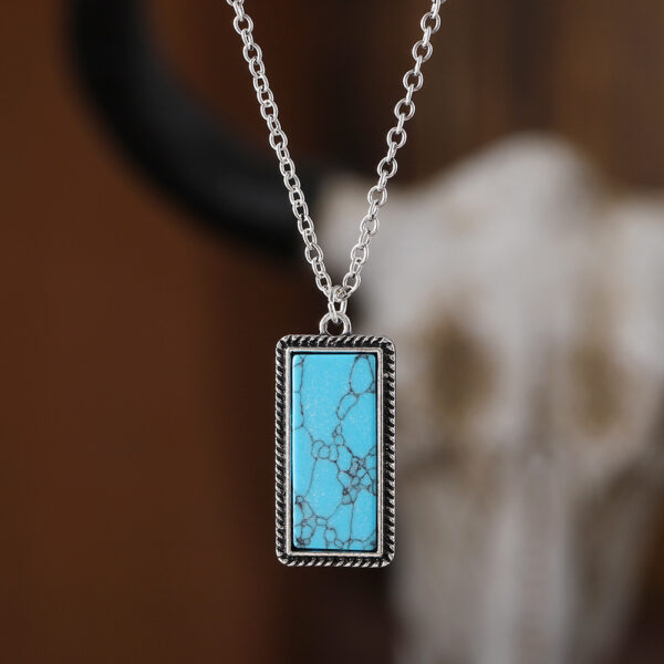 Wholesale Bohemian Geometric Turquoise Pendant Earring And Necklace Set Zinc Alloy Jewelry For Boutique Resale And Party Wear