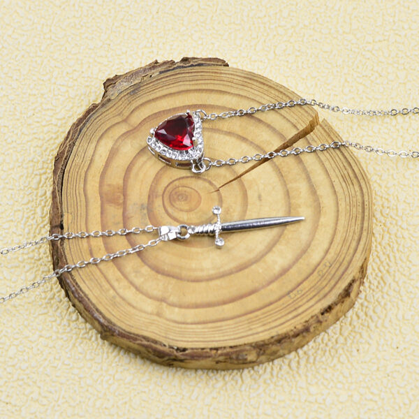 Wholesale Trendy Arrow Through Heart Rhinestone Couple Necklace Set Fashion Jewelry Accessory