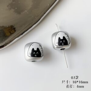 07 style triangle rice ball cat (1 piece) / Sold by piece