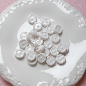 04-white / Size is about 19mm, hole diameter is about 2.5mm