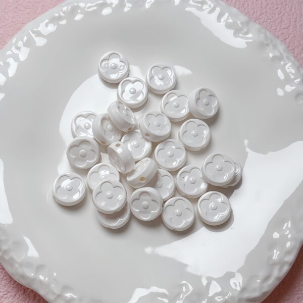 Wholesale Stylish Acrylic Four-Leaf Clover Beads Pink Baking Paint Loose Beads for DIY Phone Charm Jewelry Accessory