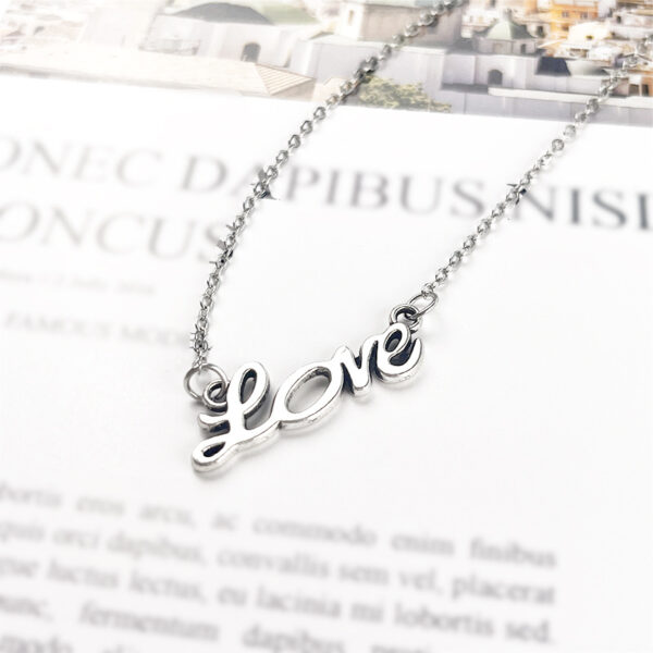 oly-7865bd254933fd0737b794aaee24e69b Wholesale Retro Love Letter Pendant Necklace Ancient Silver Alloy Choker Trendy Jewelry Accessory Gift For Women