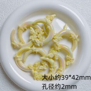 04-light yellow / Size is about 39*42mm, hole diameter is about 2mm