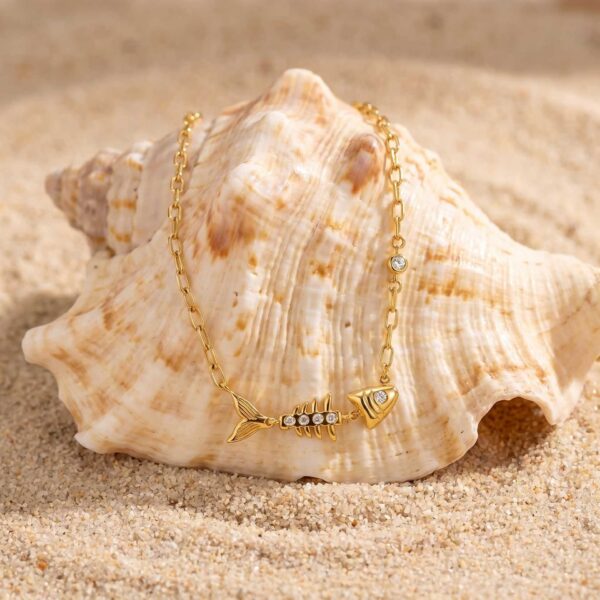 Wholesale Fish Bone Butterfly Dolphin Bird Pendant Necklace In Stainless Steel Trendy Jewelry Accessory For Daily Wear Or Gift