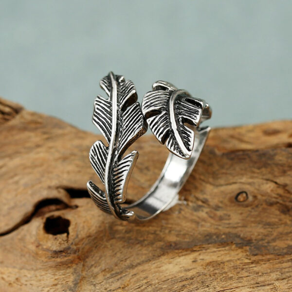 oly-79c306186a6cea32fe811eec9b4afd7c Wholesale Distressed Leaf Ring Antique Silver Zinc Alloy Punk Hip Hop Chic Jewelry Accessory Boutique Resale Gift